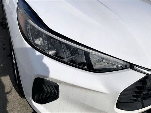 Used 2025 Ford Escape Active image 30