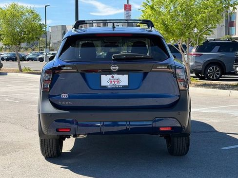 New 2026 Nissan Kicks SV w/ Charging Package FWD image 5