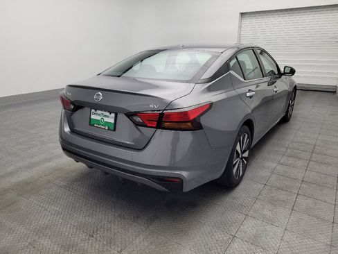 Used 2022 Nissan Altima 2.5 SV FWD image 9