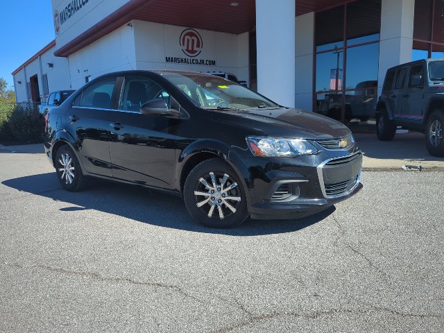 Used 2019 Chevrolet Sonic LT FWD image 4