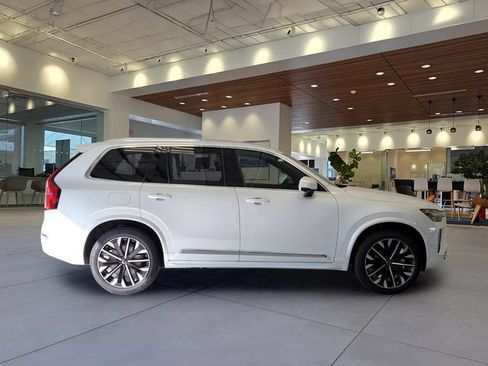 New 2026 Volvo XC90 B6 Ultra w/ Protection Package AWD/4WD image 6