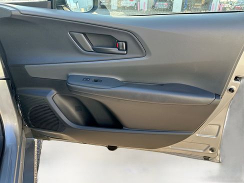 Used 2024 Toyota Prius LE image 30