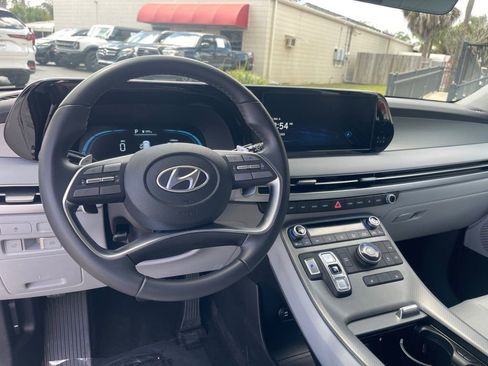 Used 2025 Hyundai Palisade SEL image 14