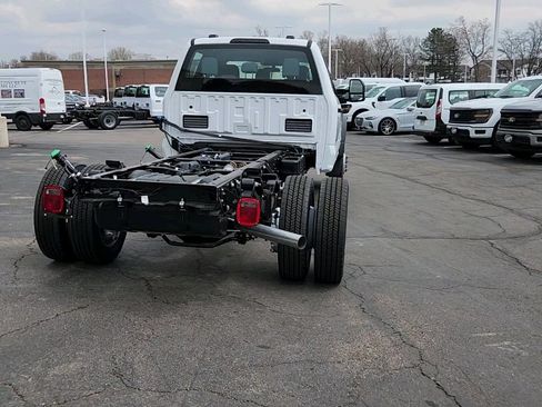 New 2025 Ford F550 4x4 Crew Cab Super Duty image 9