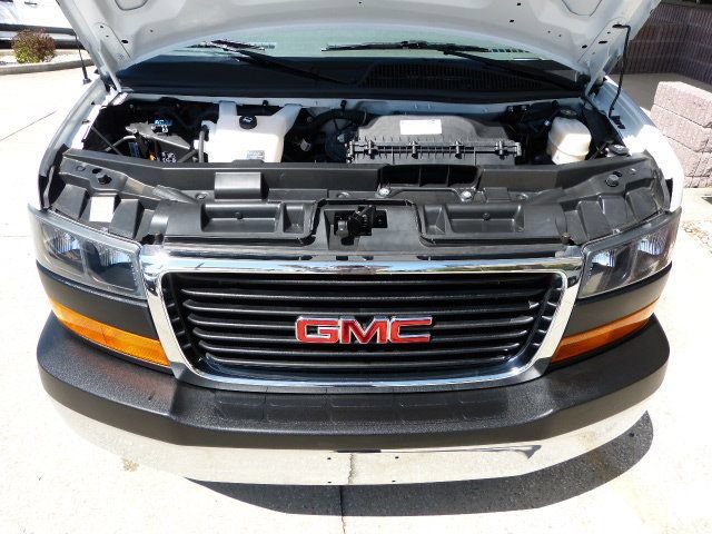 Used 2024 GMC Savana 2500 w/ Driver Convenience Package RWD image 9