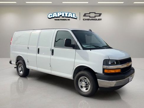 New 2025 Chevrolet Express 2500 w/ Driver Convenience Package image 7