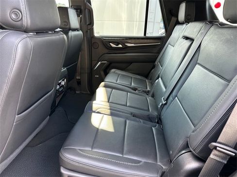 Used 2022 GMC Yukon Denali image 13