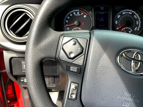 Certified 2020 Toyota Tacoma SR image 21