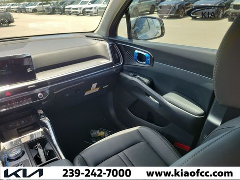 New 2026 Kia Sorento EX FWD image 18