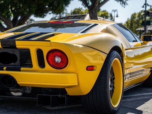 Used 2006 Ford GT image 94