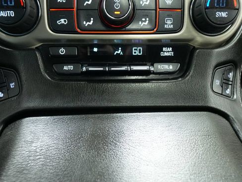 Used 2016 GMC Yukon Denali w/ Open Road Package AWD/4WD image 37