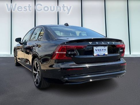 Certified 2025 Volvo S60 B5 Plus AWD/4WD image 7