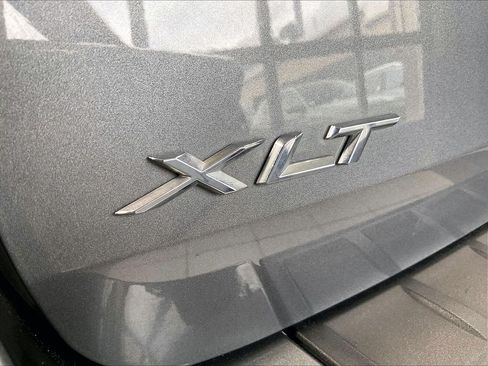Used 2023 Ford Explorer XLT w/ Equipment Group 202A AWD/4WD image 30