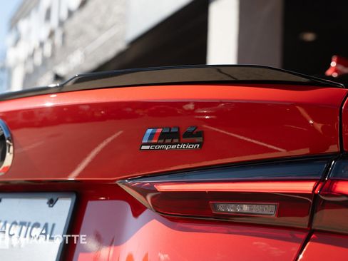 Used 2022 BMW M4 xDrive Competition w/ Executive Package image 17