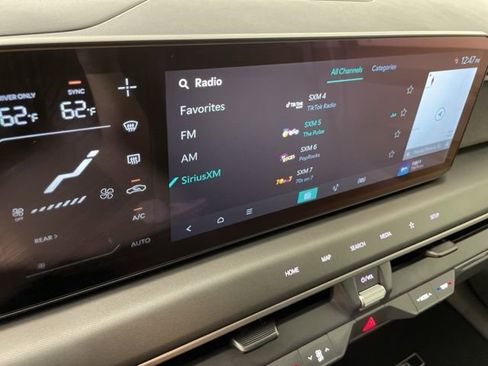 New 2026 Kia EV9 Wind image 25