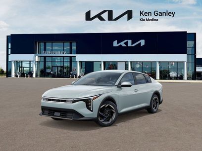 New 2025 Kia K4 EX