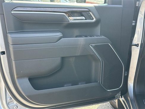 New 2026 GMC Sierra 1500 Elevation w/ LPO, Elevation Black Package image 19