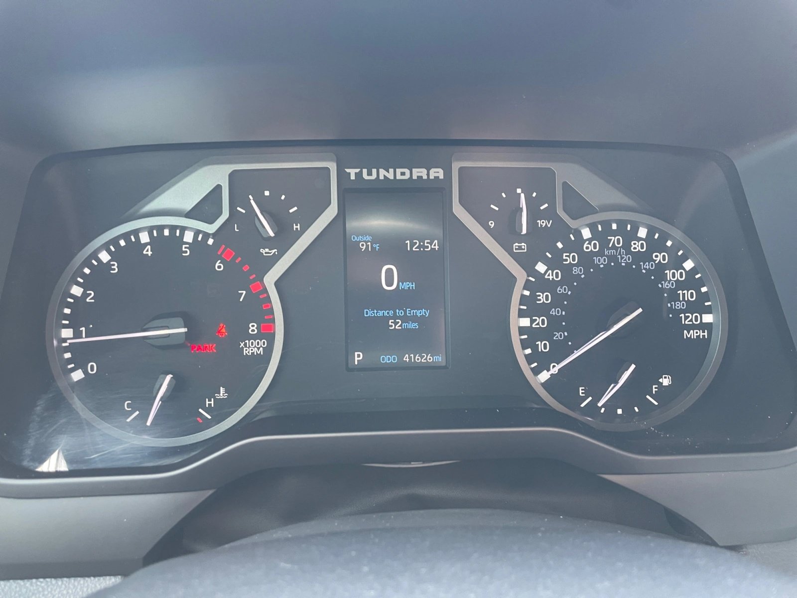 Used 2022 Toyota Tundra SR5 w/ SR5 Convenience Package AWD/4WD image 14