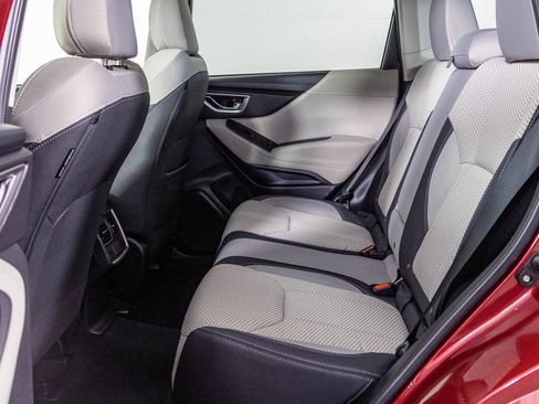 Used 2023 Subaru Forester Premium image 38