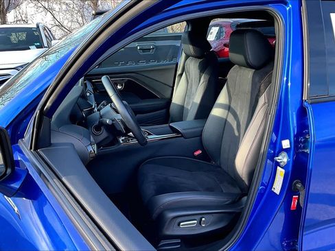 Used 2025 Acura ADX A-Spec AWD/4WD image 9