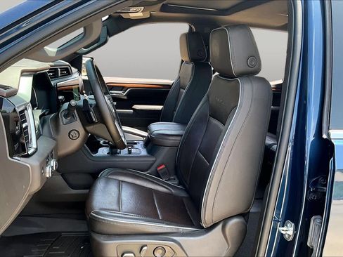 Used 2023 GMC Sierra 1500 Denali AWD/4WD image 8