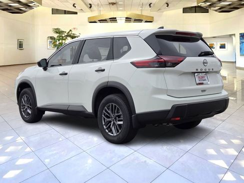 New 2026 Nissan Rogue S FWD image 4