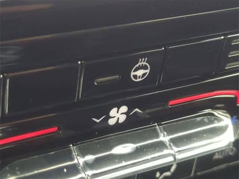 New 2025 Jeep Grand Cherokee Limited image 36