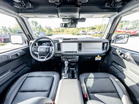 New 2025 Ford Bronco Outer Banks image 18
