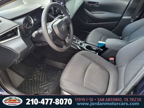 Used 2022 Toyota Corolla LE FWD image 19
