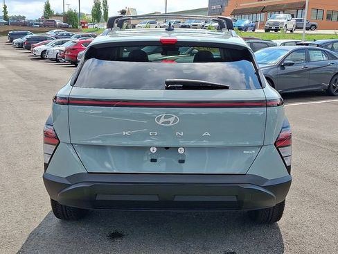 Used 2024 Hyundai Kona SEL AWD/4WD image 5