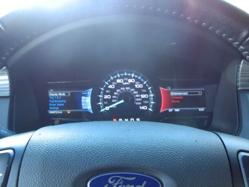 Used 2018 Ford Flex SEL w/ Equipment Group 202A AWD/4WD image 16