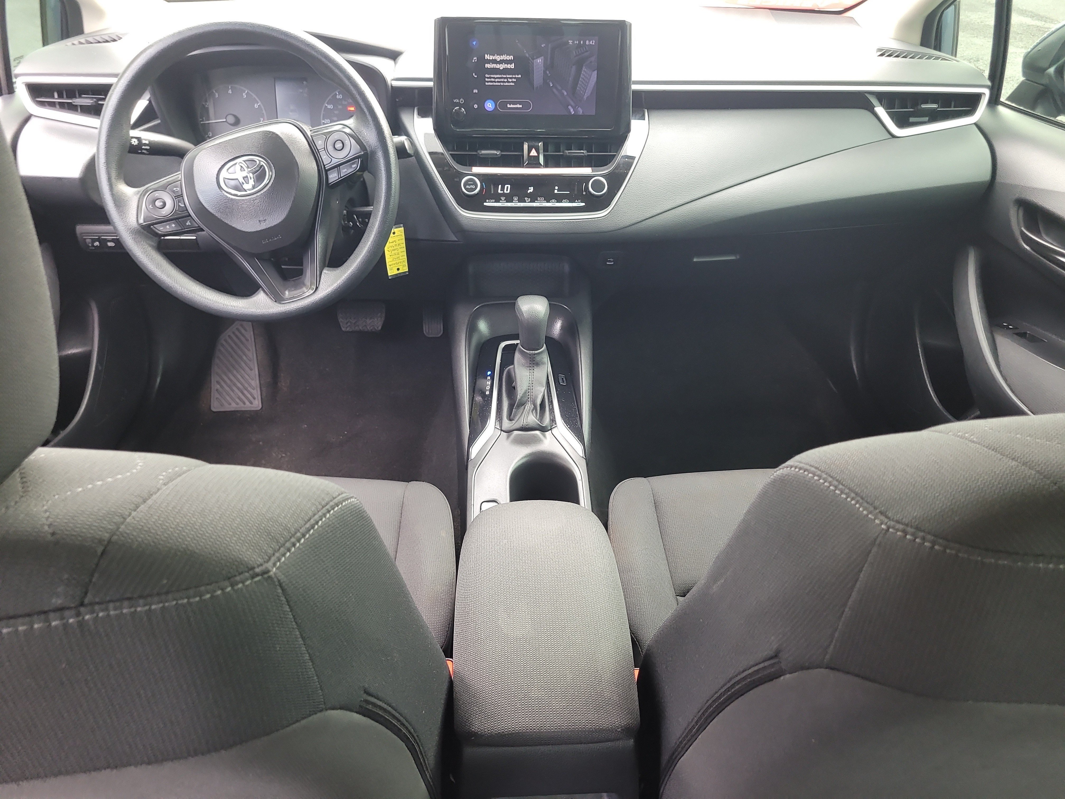 Certified 2025 Toyota Corolla LE FWD image 14