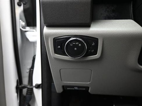 Used 2017 Ford F250 XL w/ Power Equipment Group AWD/4WD image 8