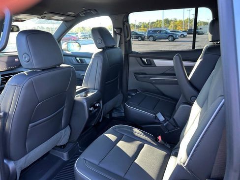 New 2026 Buick Enclave Preferred w/ LPO, Floor Liner Package image 8