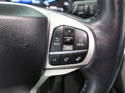 Used 2023 Ford Explorer XLT w/ Equipment Group 202A RWD image 25