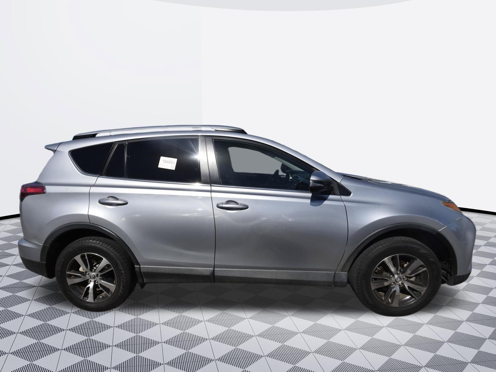 Used 2018 Toyota RAV4 XLE w/ Plus Extra Value Package FWD image 4