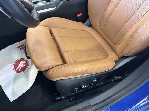 Used 2024 BMW 330e image 19