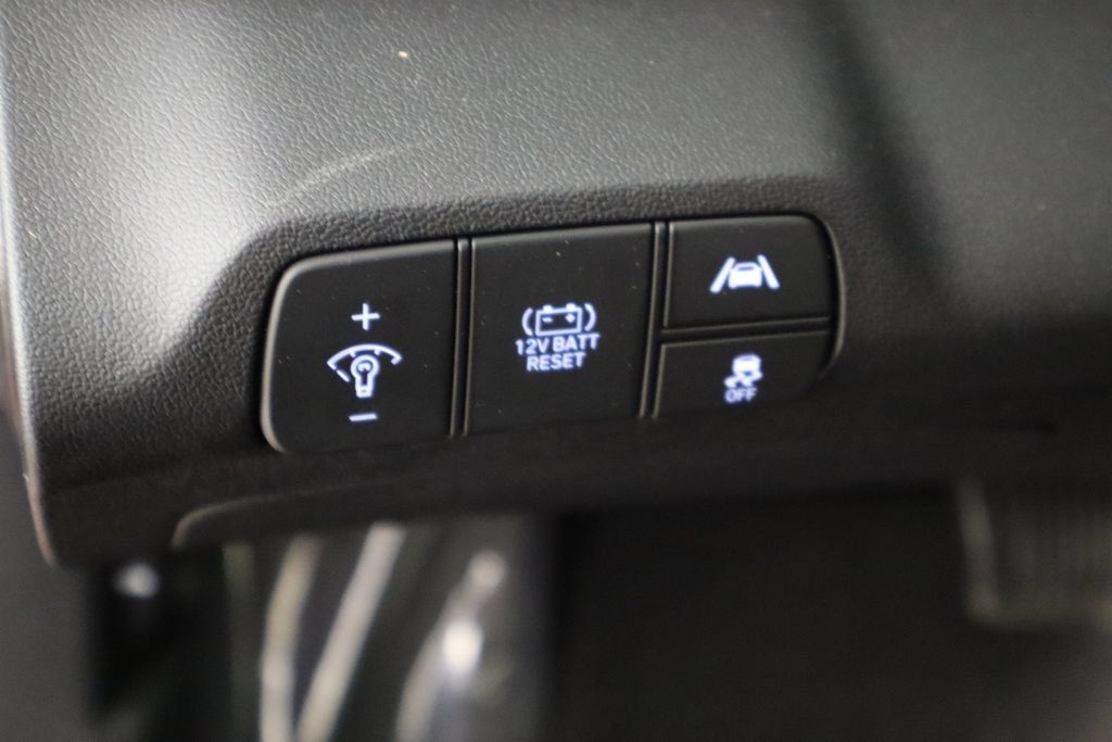 Used 2021 Hyundai Elantra Blue FWD image 20
