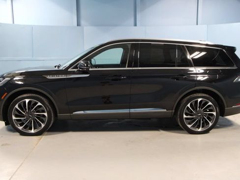 Used 2025 Lincoln Aviator Reserve w/ Equipment Group 201A AWD/4WD image 37