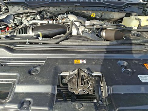 Used 2022 Ford F350 Platinum image 29