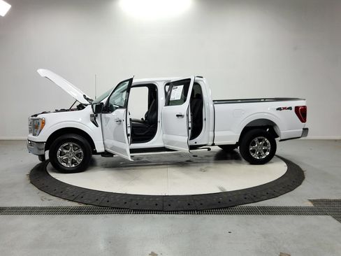 Used 2022 Ford F150 XLT w/ Equipment Group 302A High AWD/4WD image 13