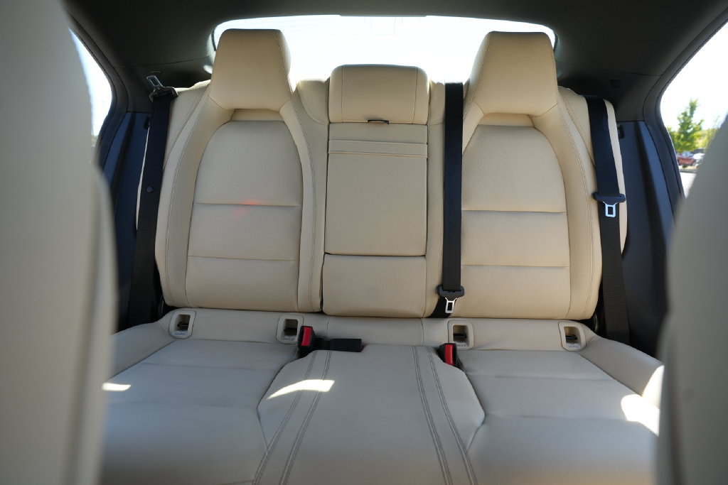 Used 2018 Mercedes-Benz CLA 250 4MATIC image 37