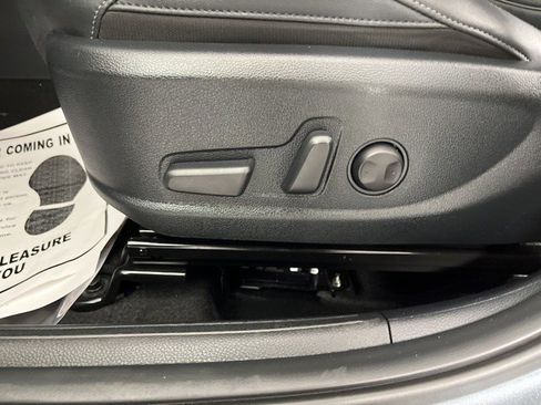 Used 2024 Kia Seltos EX AWD/4WD image 30