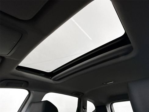 Used 2021 Honda CR-V Touring image 6