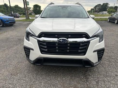Used 2025 Subaru Ascent Premium AWD/4WD image 4