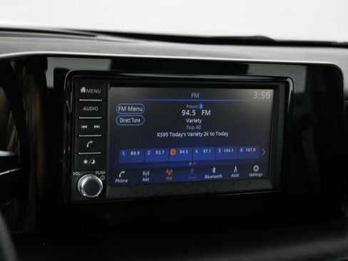 Used 2025 Nissan Kicks S AWD/4WD image 29