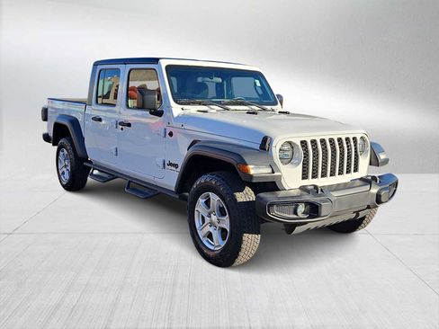 Used 2020 Jeep Gladiator Sport w/ Trailer Tow Package image 2