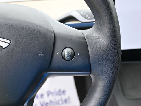 Used 2023 Tesla Model 3 Standard Range RWD image 19