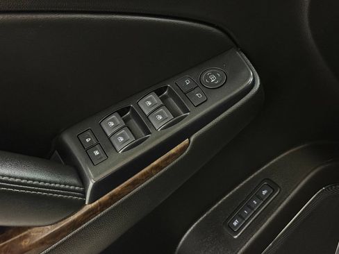 Used 2018 Chevrolet Tahoe LT RWD image 34