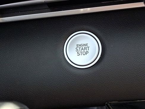 Used 2023 Hyundai Elantra SEL image 24